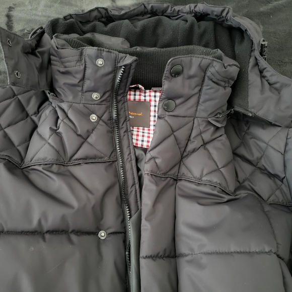 (EUC) Ben Sherman Black Puffer Quilted Jacket with Hood (Boys XL or Men's Small) - Picture 4 of 14